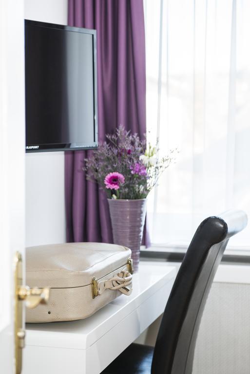 Hotel Storchen Ravensburg Bilik gambar